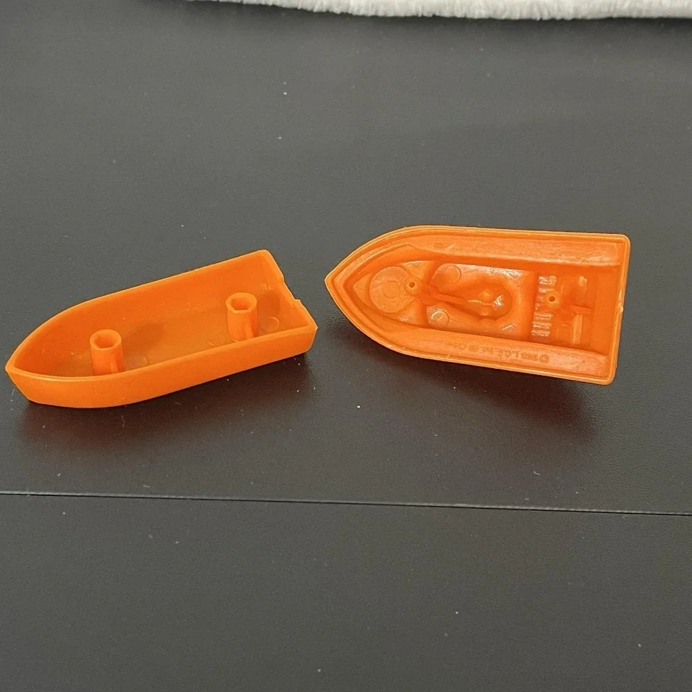 1993 Little Caesars Pizza Meal Prize Orange Boat SS CAESARS Diving Water Toy VTG